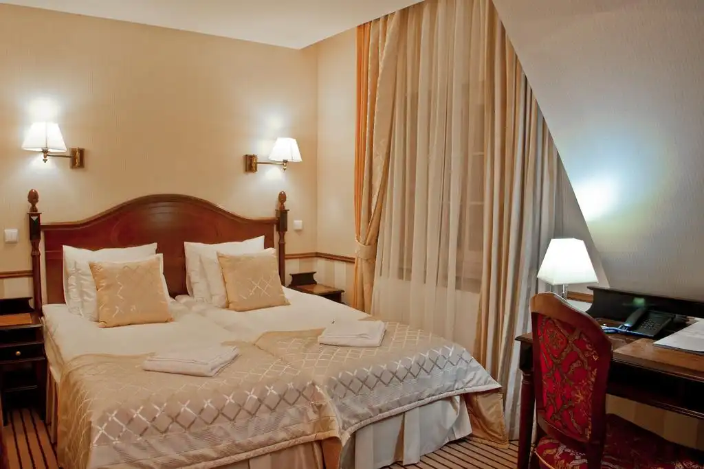 Hotel St. Bruno - widok 13
